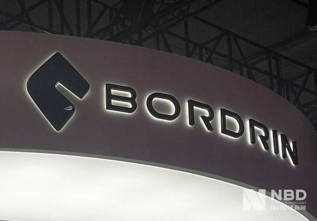 1da08aea.jpeg?Expires=1907889321&OSSAccessKeyId=LTAIcYTsN8IjKgNY&Signature=CyLAOkS5DV1%2Fu8tUu7awG%2B1KGmE%3D