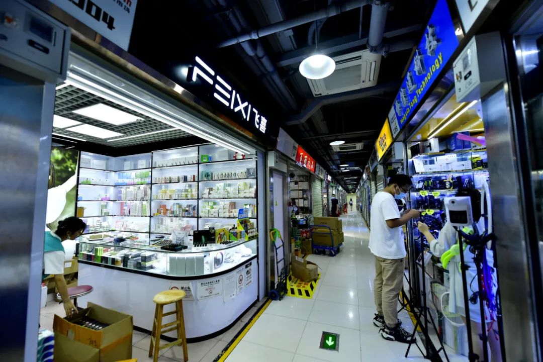 深圳电子烟集合店图片